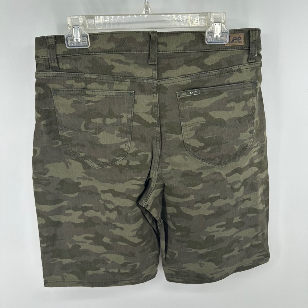 Lee Olive Green Camo Women's Bermuda Shorts - Picture 8 of 11